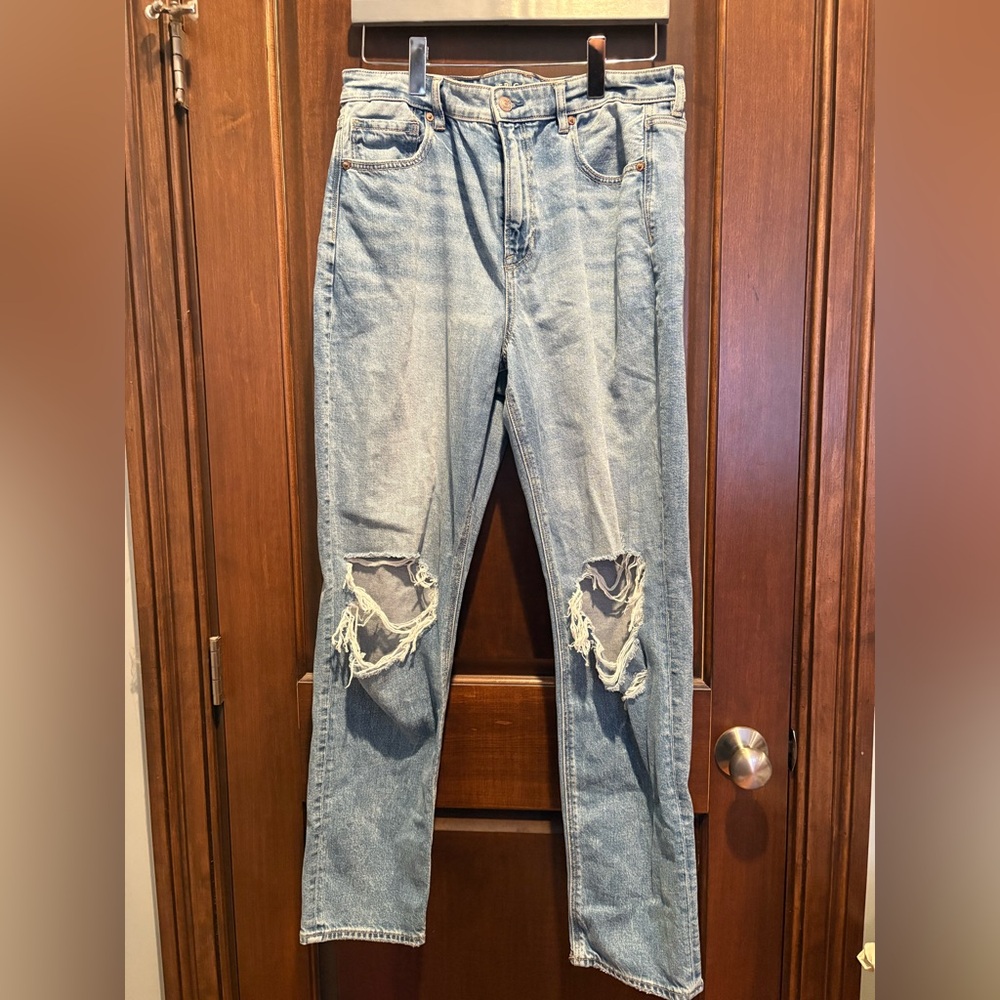 American Eagle Light Blue Denim Jeans